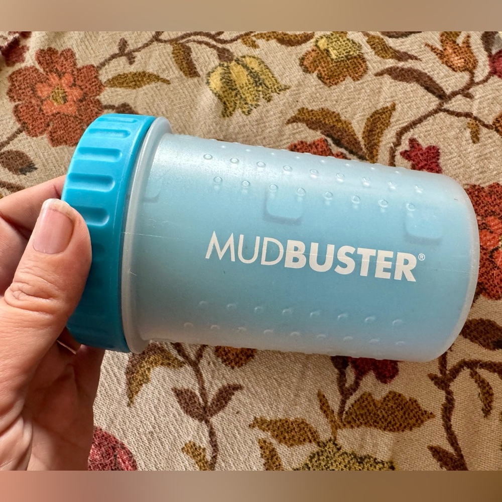 Blue Dog Paw Cleaner